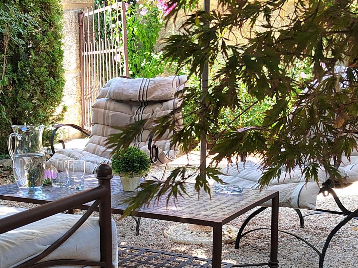 El Patio De Valentina Navacerrada Exterior photo